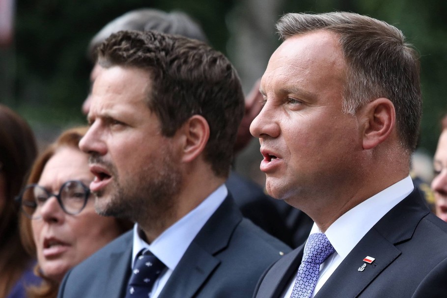 Andrzej Duda zmierzy się w drugiej turze wyborów prezydenckich, zaplanowanych na 12 lipca 2020 r., z Rafałem Trzaskowskim