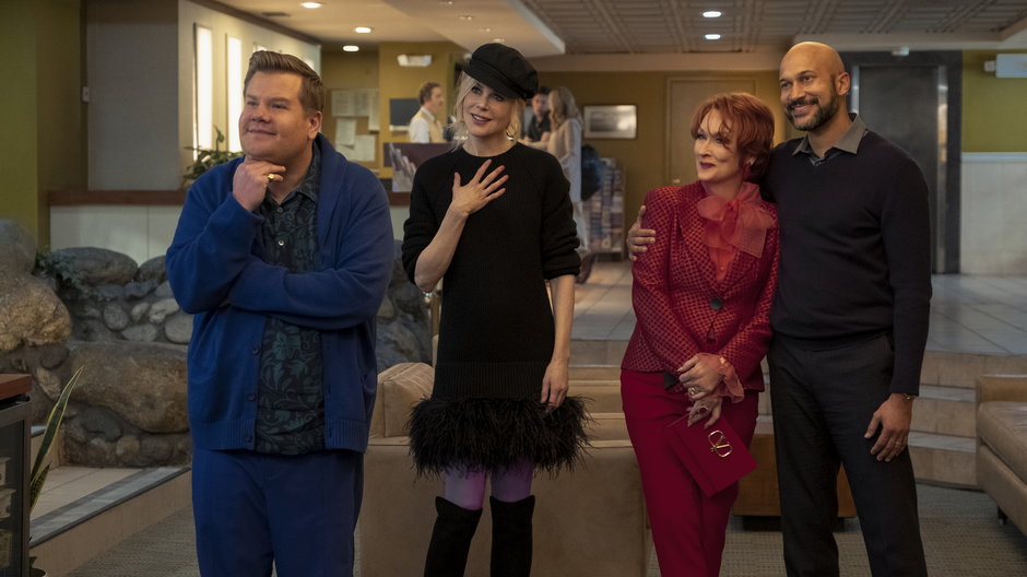 "Bal" - kadr z filmu. Na zdjęciu: James Corden, Meryl Streep, Nicole Kidman i Keegan-Michael Key