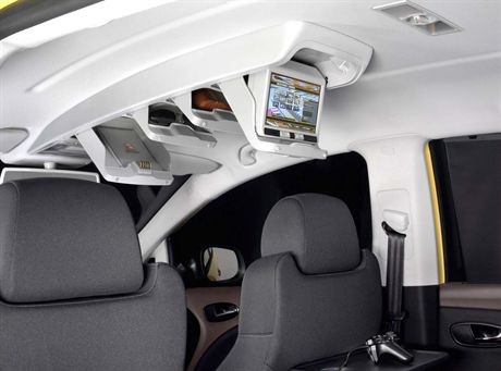 digital manipulation:Ole Bungerwww.pixoleb.com