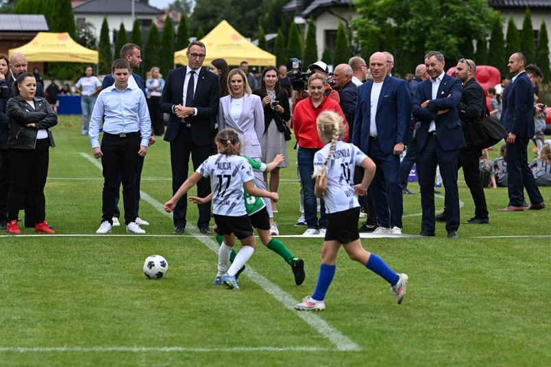 Pierwsze oficjalne wystąpienie Marty Nawrockiej. Zobacz, jak wypadła żona prezydenta RP