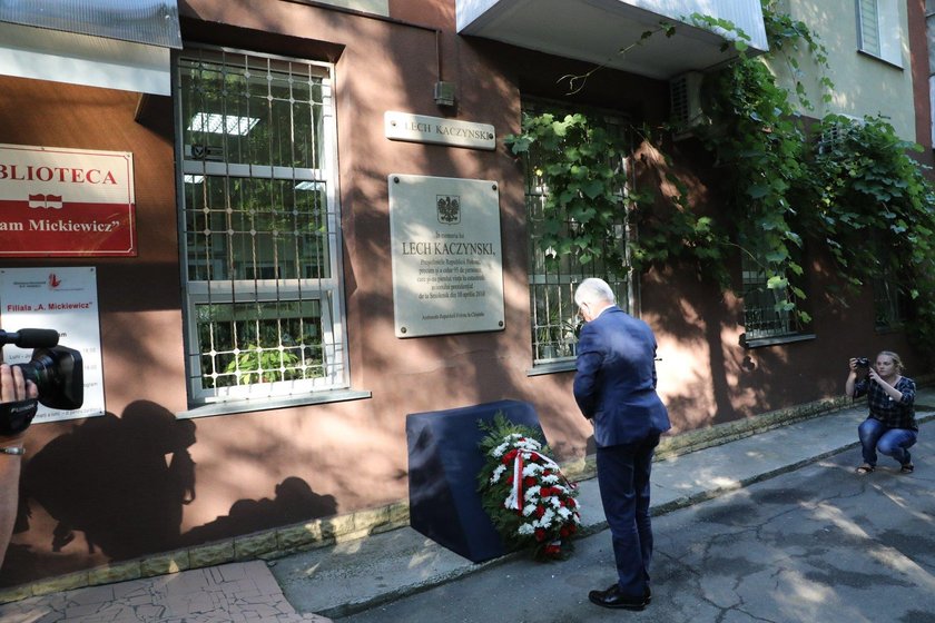 Wpadka MSZ. Uśmiercili Jarosława Kaczyńskiego