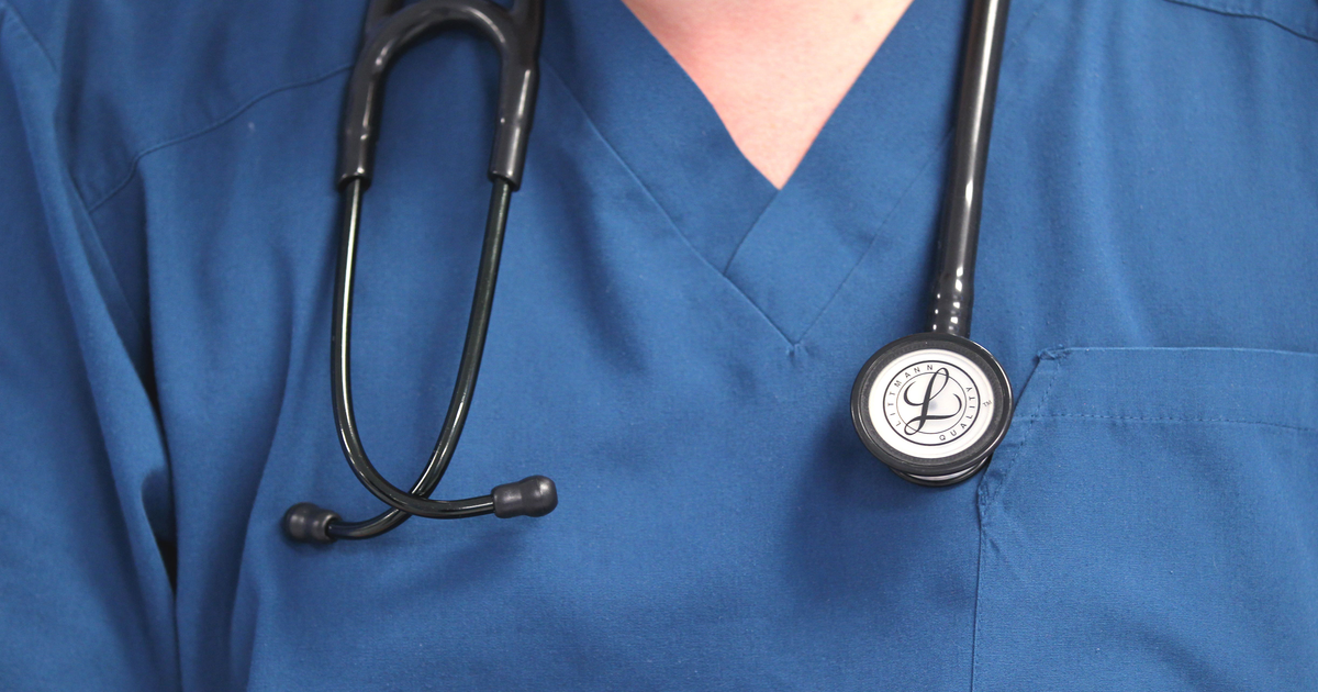 Предупреждение о массовом уходе врачей NHS: 1 из 5 рассматривает возможность покинуть Великобританию