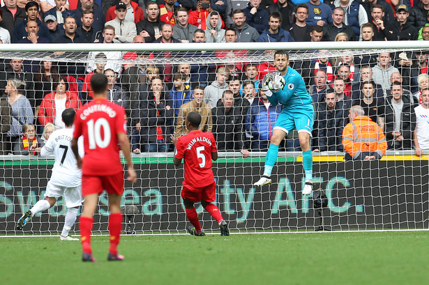 Liga angielska: Fabiański nie zatrzymał Liverpoolu. Chelsea lepsza od Hull City