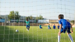 butelka alkoholu w prezencie dla trenera? samorząd nie może finansować