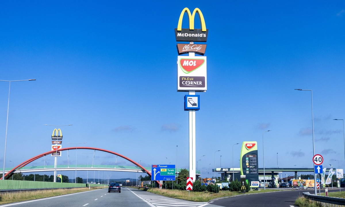 Nie tylko Polacy zaciskają pasa. McDonald's nie miał takiej sytuacji od kilku lat