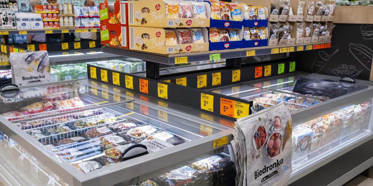 Biedronka, Lidl, Carrefour - promocje, niskie ceny produktów