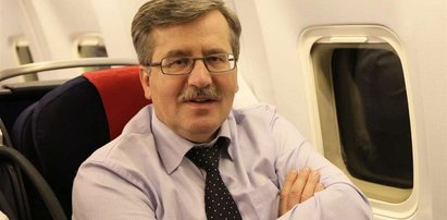 Komorowski przegrał z pogodą. Nie złożył kwiatów na Wawelu