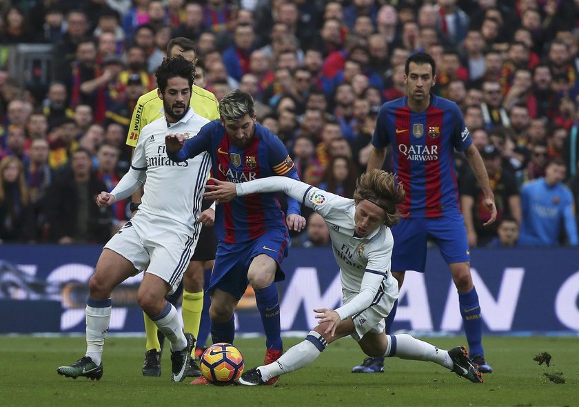 Gran Derbi: Dani Carvajal obraził kibiców Barcelony. Skandaliczny gest