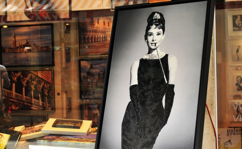 Audrey Hepburn w sukni Givenchy'ego