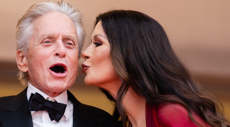 Catherine Zeta-Jones szenvedélyesen csókolózott Michael Douglasszel Fotó: Getty Images