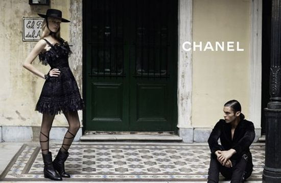 Claudia Schiffer dla Chanel