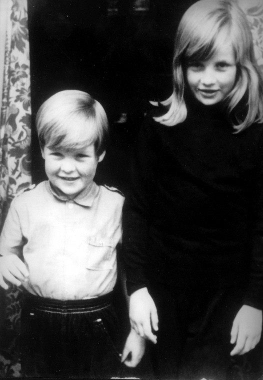 Księżna Diana i Charles Spencer w 1968 r.