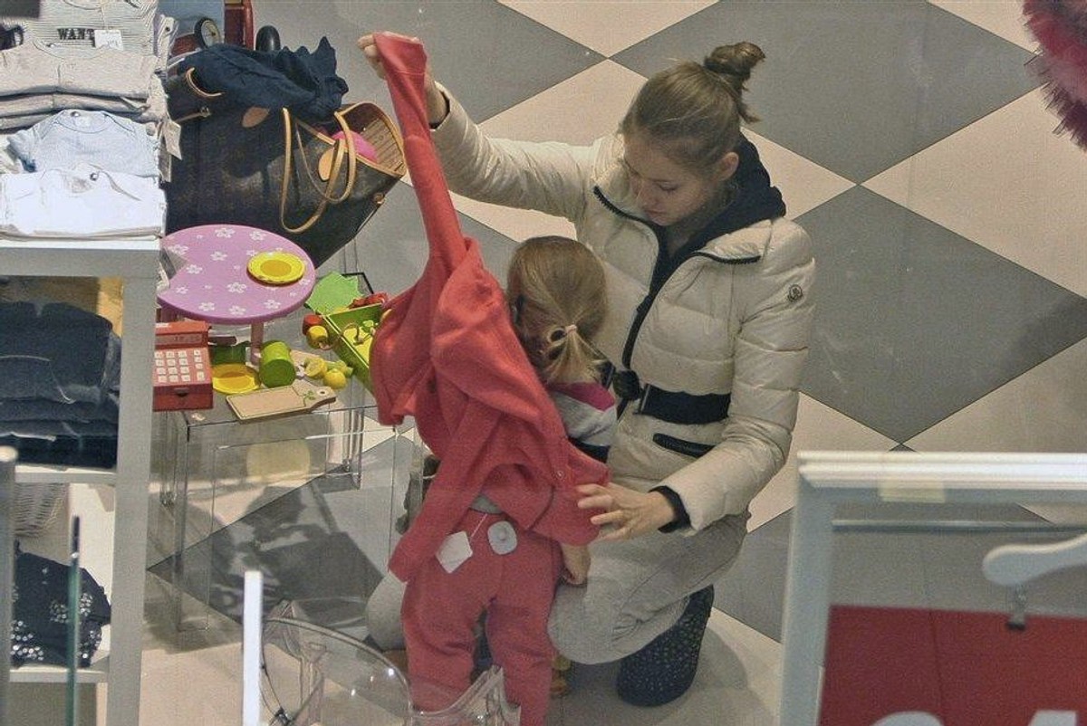 Żona Rubika dźwignią handlu. Szalała na wyprzedażach z córką