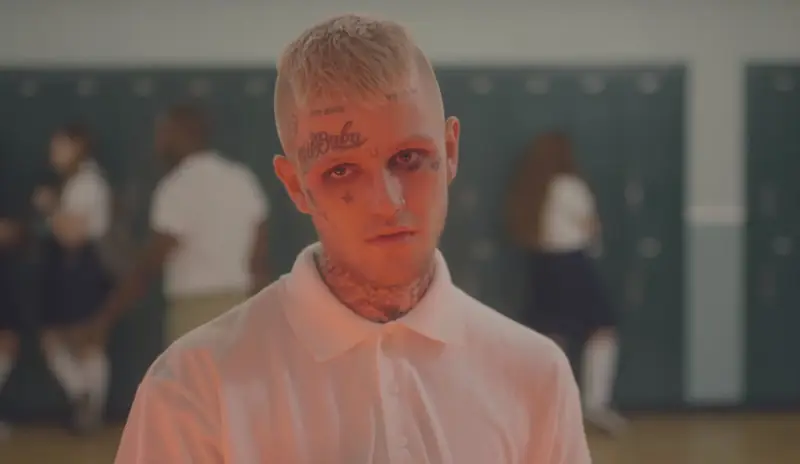 Lil Peep zmarł tragicznie w wieku 21 lat