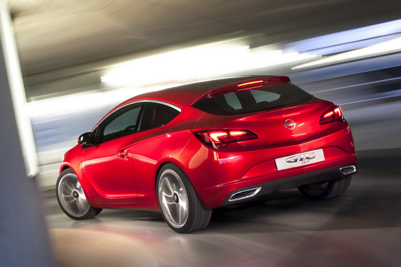 Opel Astra GTC już w pełnej okazałości