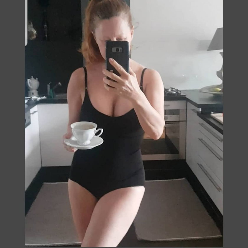 Ewa Skibińska pozuje nago w łazience. To wytknęli jej fani