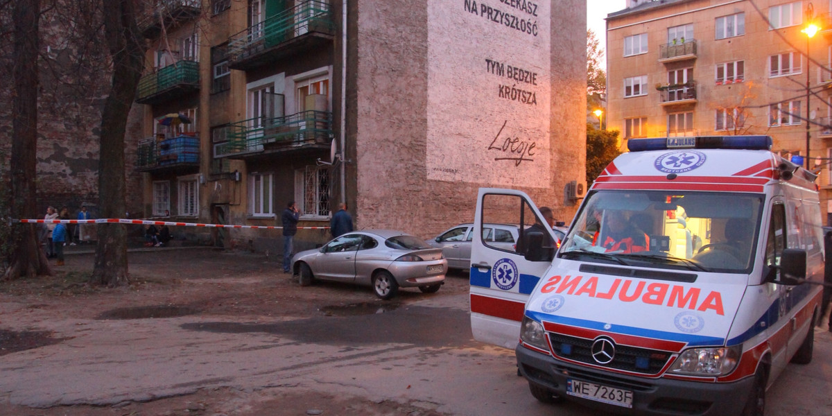 Pożar kamienicy na Pradze. Nie żyje 26-letnia matka oraz jej 8-letnia córeczka i roczny chłopczyk