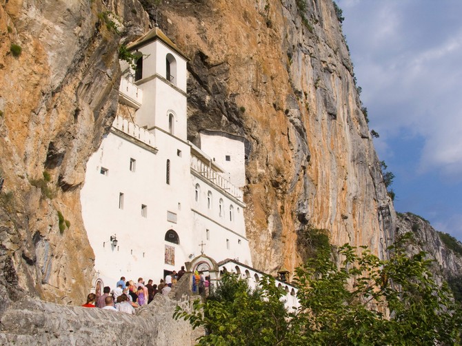 Manastir Ostrog