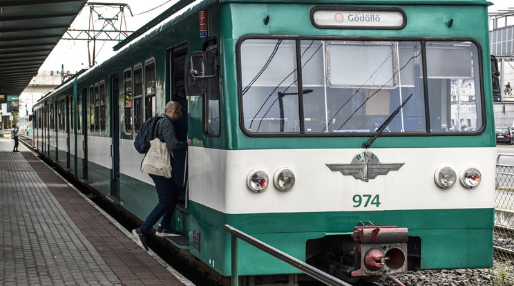 A BKK olyan háromoldalú megállapodást kötött a MÁV-HÉV-vel és a Volánbusszal, ami biztosítja a jelenlegi tarifarendszer megőrzését /fotó: MTVA/Róka László