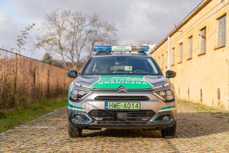 Straż Graniczna kupiła elektryczne Citroeny e-C4