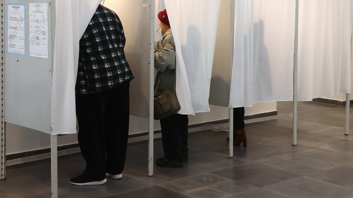Az év választási slágerével robbant be a Döndi Duó és Roli: eldalolták, szerintük kire érdemes szavazni Tiszabőn – videó