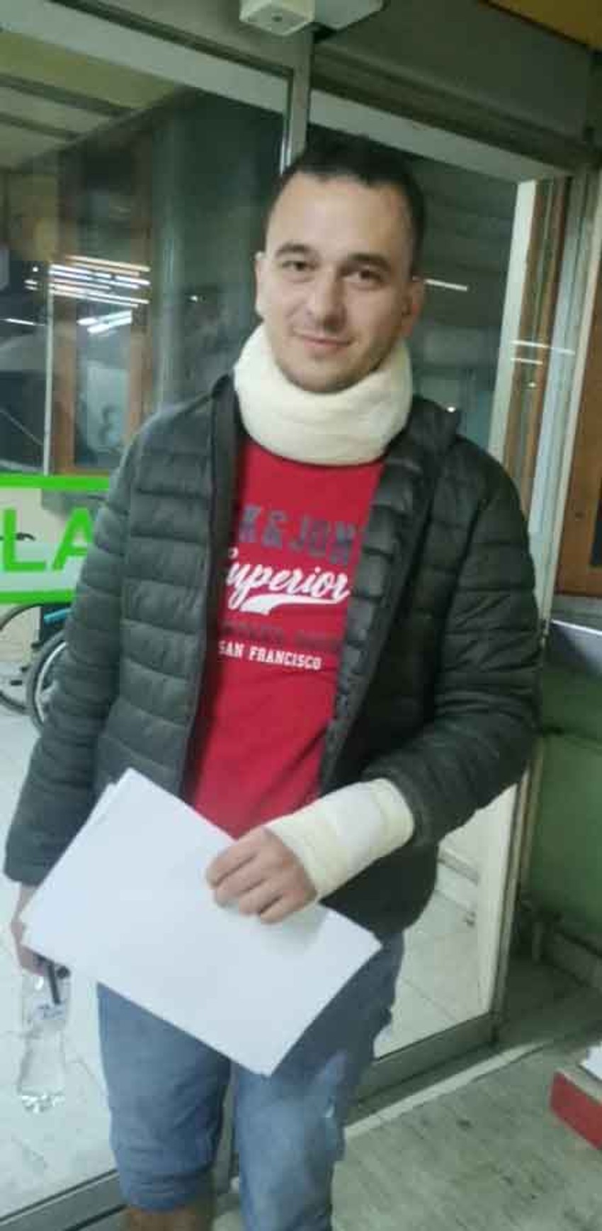 Povređeni Miloš Antanasković nakon brojnih pregleda