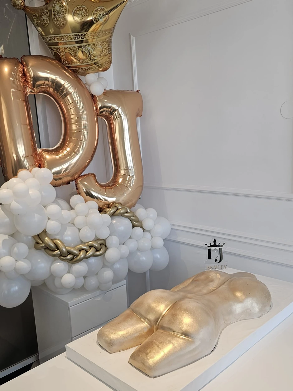 Didi Džej na otvaranju salona