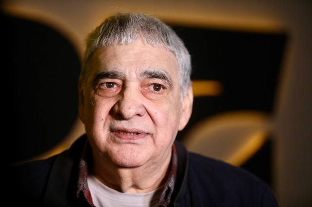 Ljuba Aličić u kafani Sport