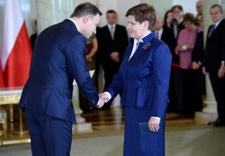 Mamy już nowy rząd. Premier Beata Szydło i ministrowie oficjalnie zaprzysiężeni