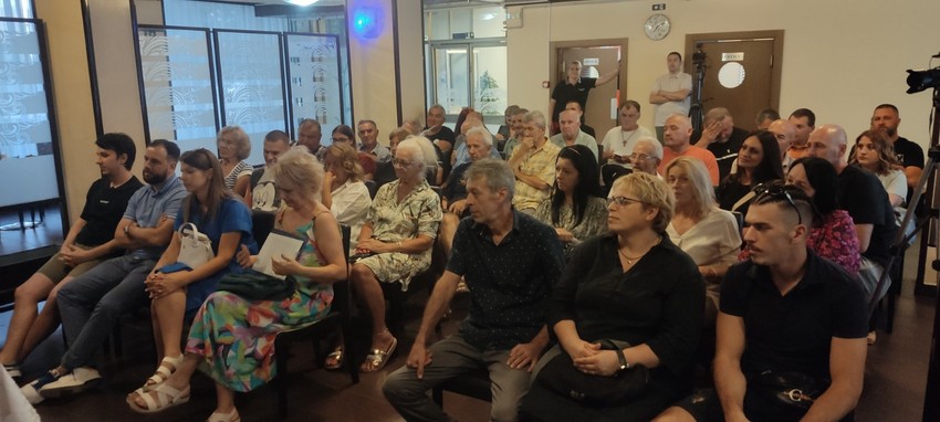 U Žitištu predstavljen pisac Luka Gaća