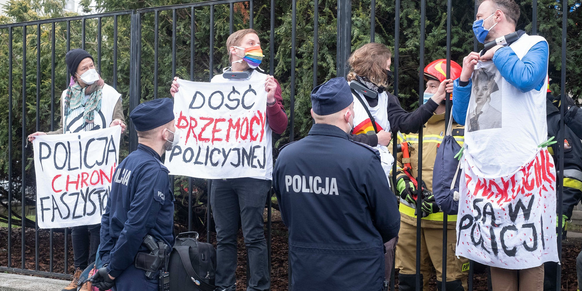 Protesty przeciwko ustawie "Tak dla rodziny, nie dla gender"