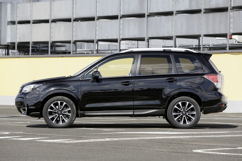 Субару форестер xt
