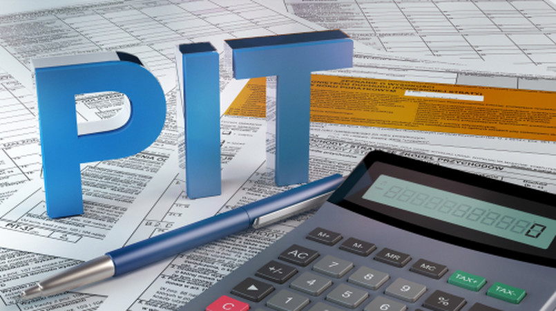 PIT-28 jest przeznaczony dla ryczałtowców, a więc osób fizycznych osiągających przychody opodatkowane zryczałtowanym podatkiem dochodowym