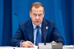 miedwiediew grozi ue: jeśli ukradniecie, szaleńcy, pieniądze rosji, da