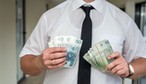 Bonus dla pracujących Polaków. Do 15 kwietnia państwo wypłaci im 240 zł
