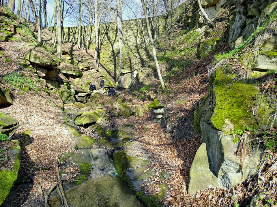 Most Jana Stacha (Most Mocarza) w Znamirowicach nad Jeziorem Rożnowskim