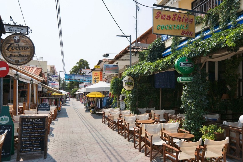 Hanioti - ilustracija