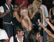 Tak imprezuje Paris Hilton (fot. Agencja BE&amp;W)