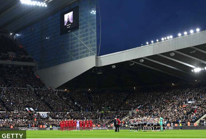 Newcastle pay tribute to former player Atsu