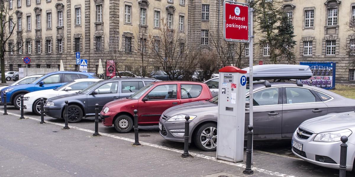 Urzędnicy podniosą ceny za postój w centrum Poznania