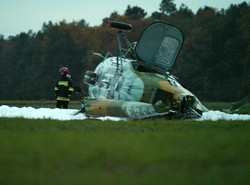 Wojskowy śmigłowiec runął na ziemię