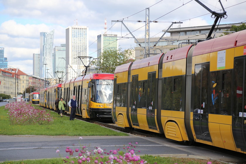 Tramwaj wjechał w przyczepę