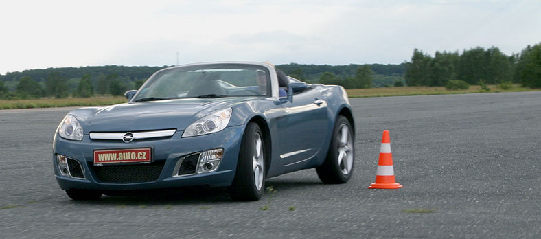 Opel GT: koniec małego roadstera! (fotogaleria)