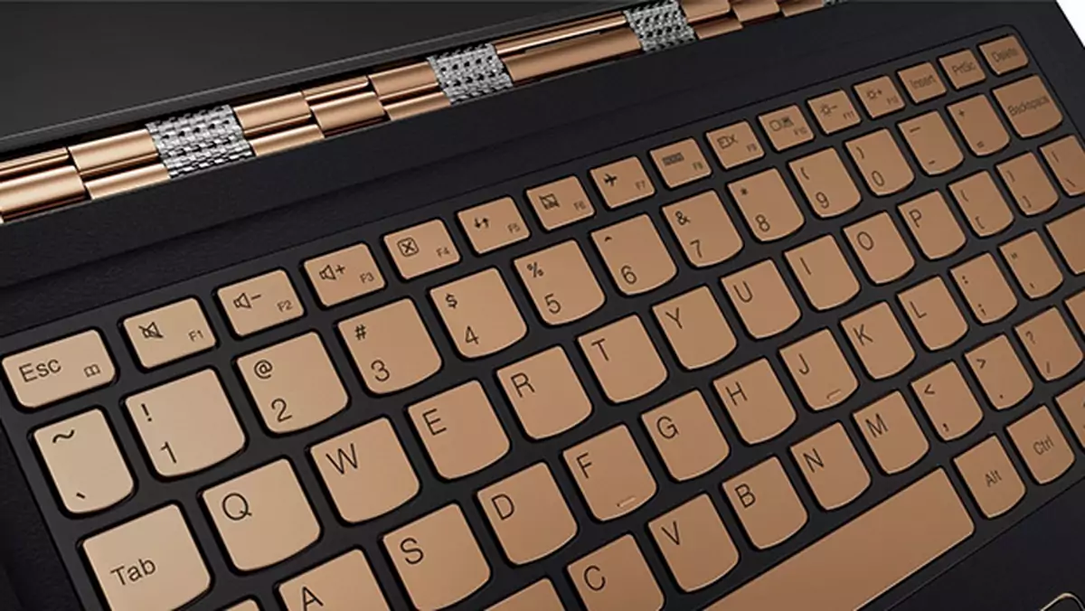 Lenovo Yoga 900S: najbardziej smukły konwertowalny laptop na świecie (CES 2016)