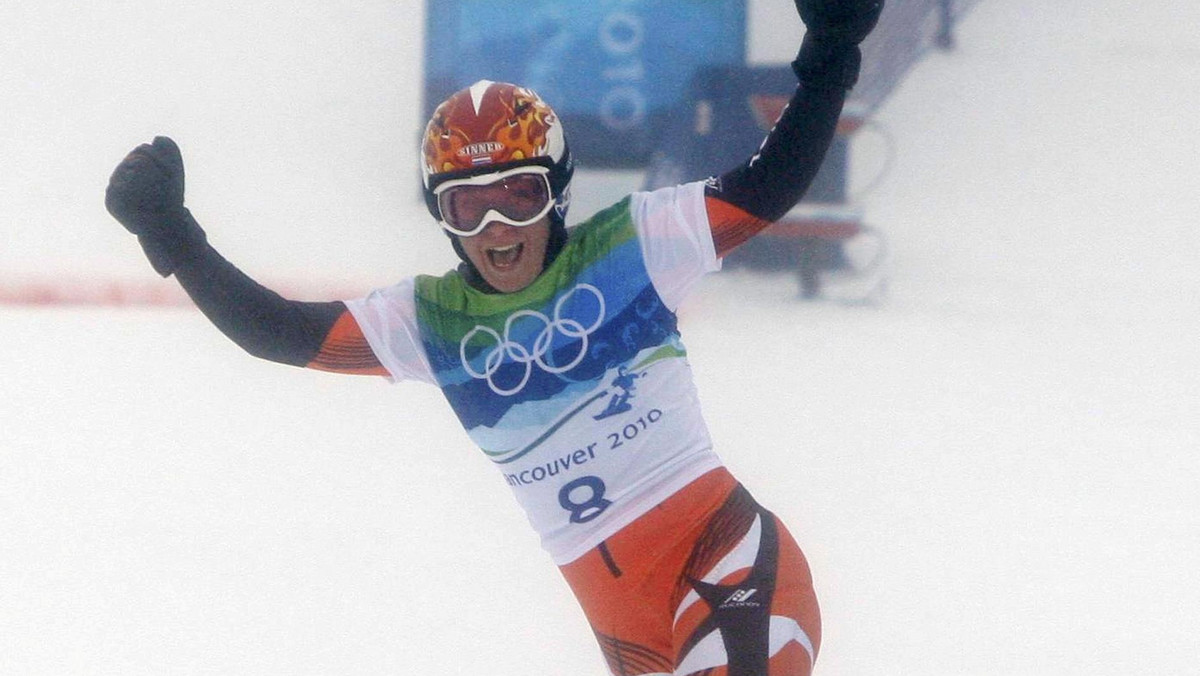 30-letnia Holenderka Nicolien Sauerbreij zdobyła w Cypress Mountain złoty medal w snowboardowym slalomie gigancie równoległym. Srebrny medal przypadł Rosjance Jekatierinie Iliuszynie, a brązowy Austriaczce Marion Kreiner.