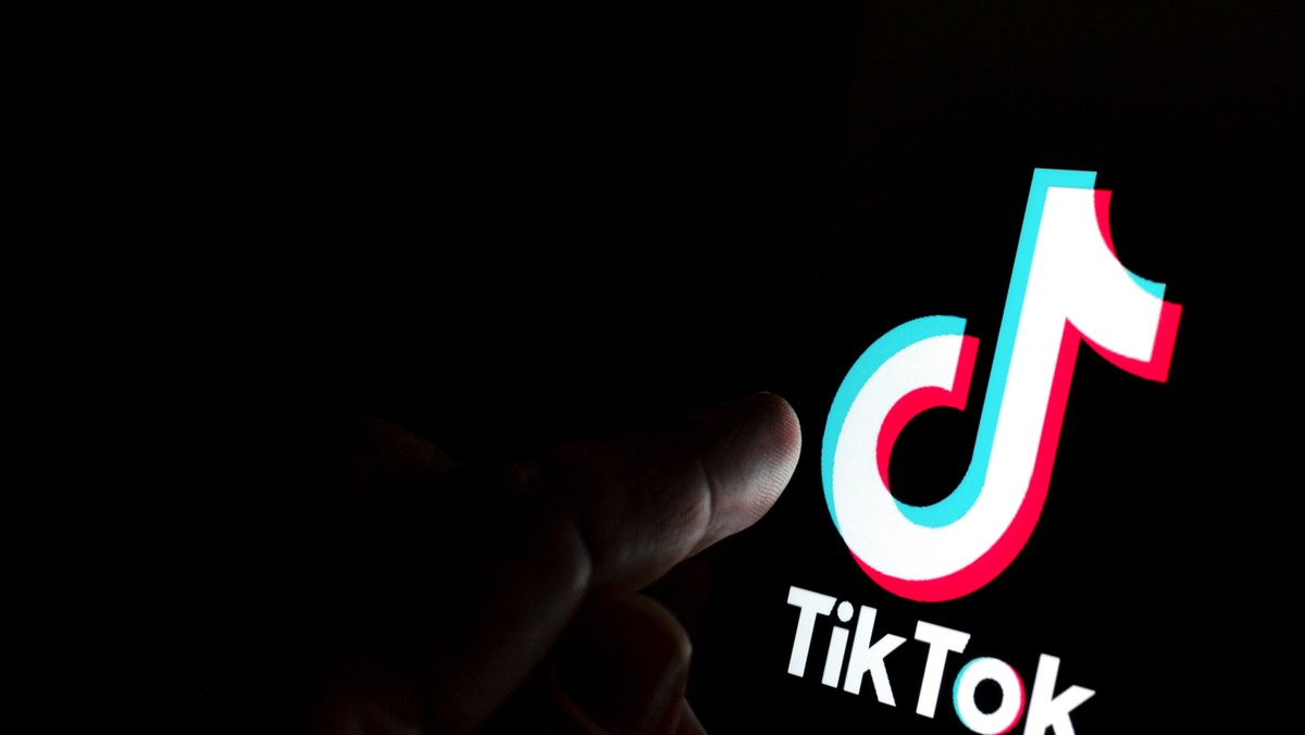 Tik tok. Usunęła córce influencerce konta w mediach społecznościowych