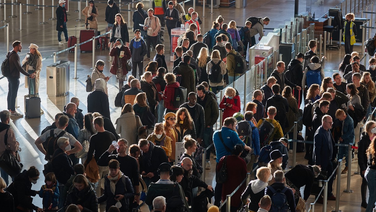 Velike gužve na aerodromima u Evropi