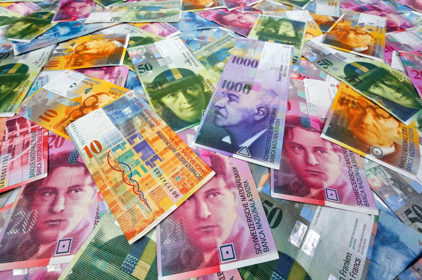 Ryszard Petru krytykuje PiS za namawianie do brania kredytów we frankach
