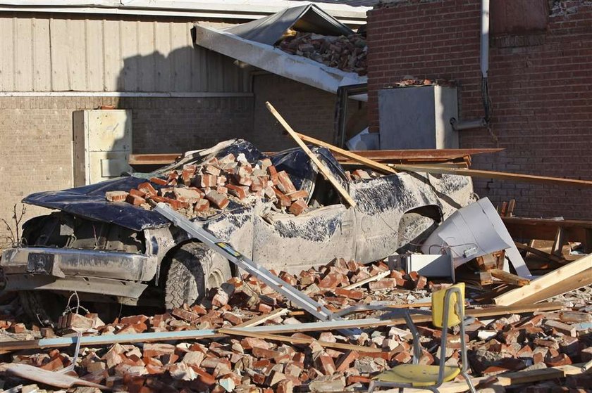 Tragedia w USA. 62 tornada przeszły nad Stanami