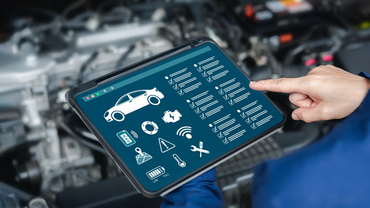 Diagnostické nástroje v servise dnes už viac času trávia nahrávaním softvéru než opravou mechanických častí motora. 